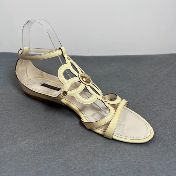 Amputee LEFT SHOE ONLY 39.5 Louis Vuitton Cream Patent Leather Cutout sandal - Picture 2 of 4